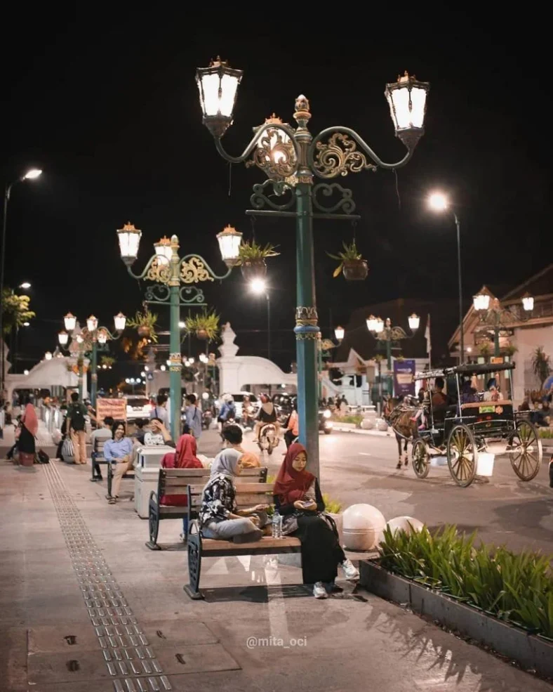 Wisata Malam Malioboro